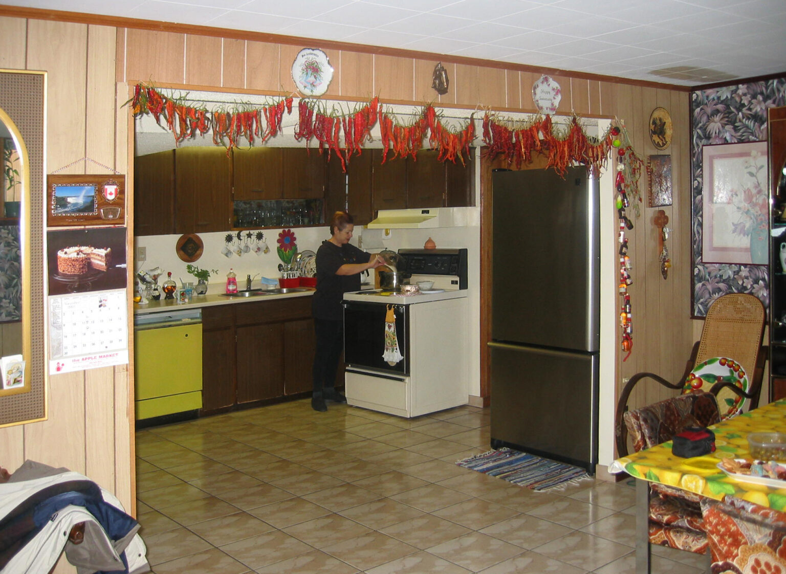 Una casa, due cucine The Italian Immigrant Home with Two Kitchens in